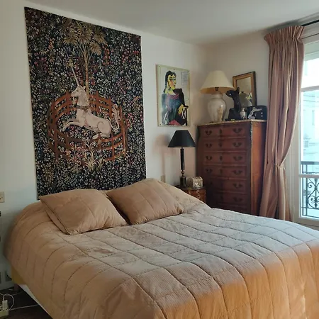 Sejour Tout Confort Et Centre Ternes Etoile Parigi